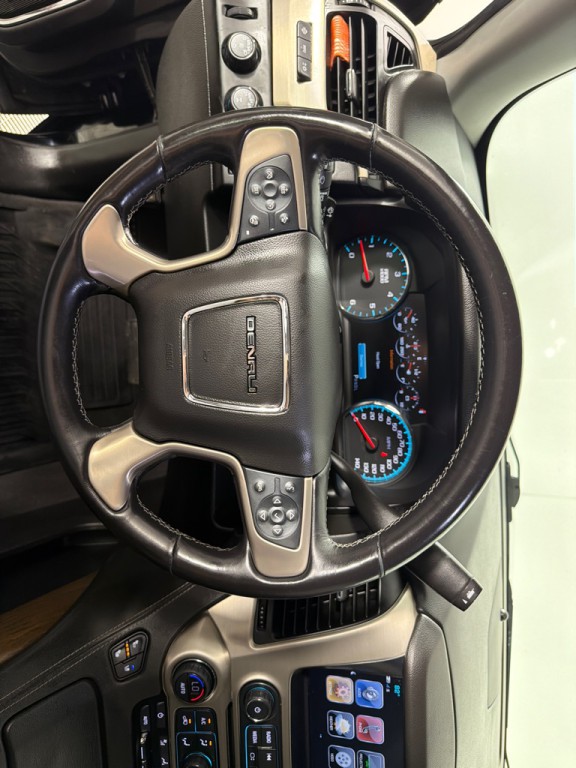 2019 GMC Yukon Image 16
