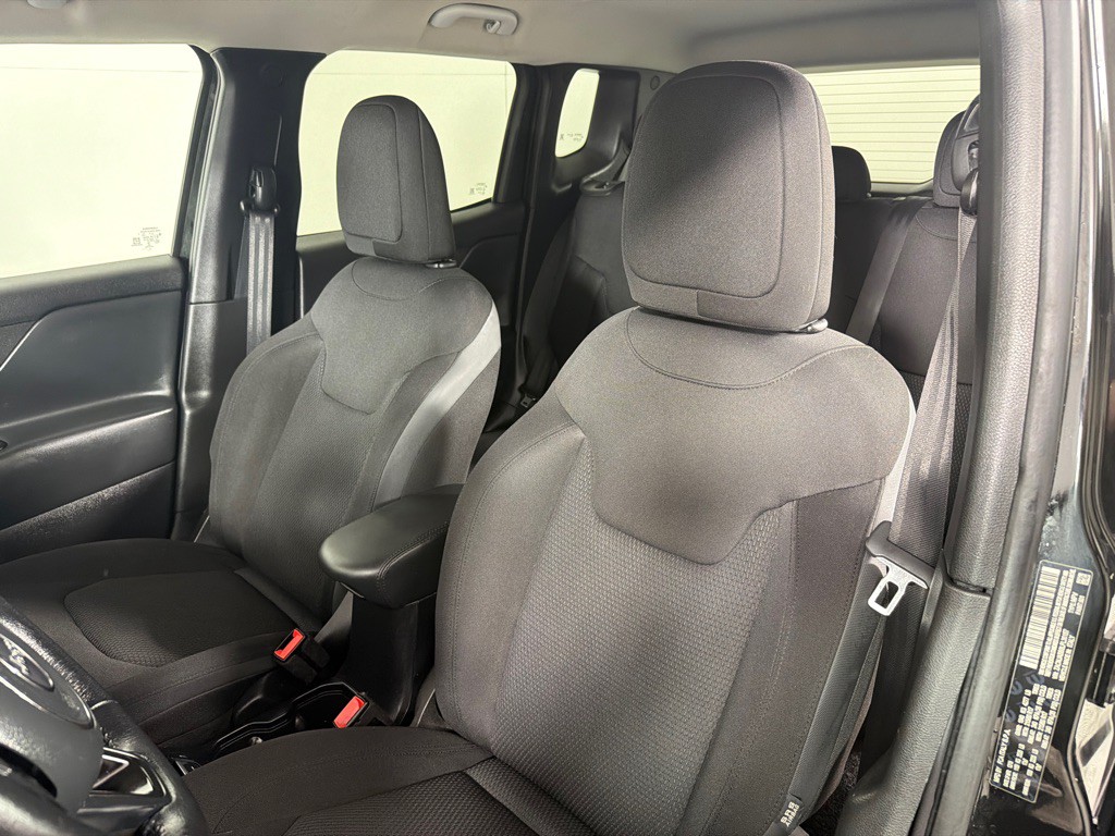 2020 Jeep Renegade Image 13