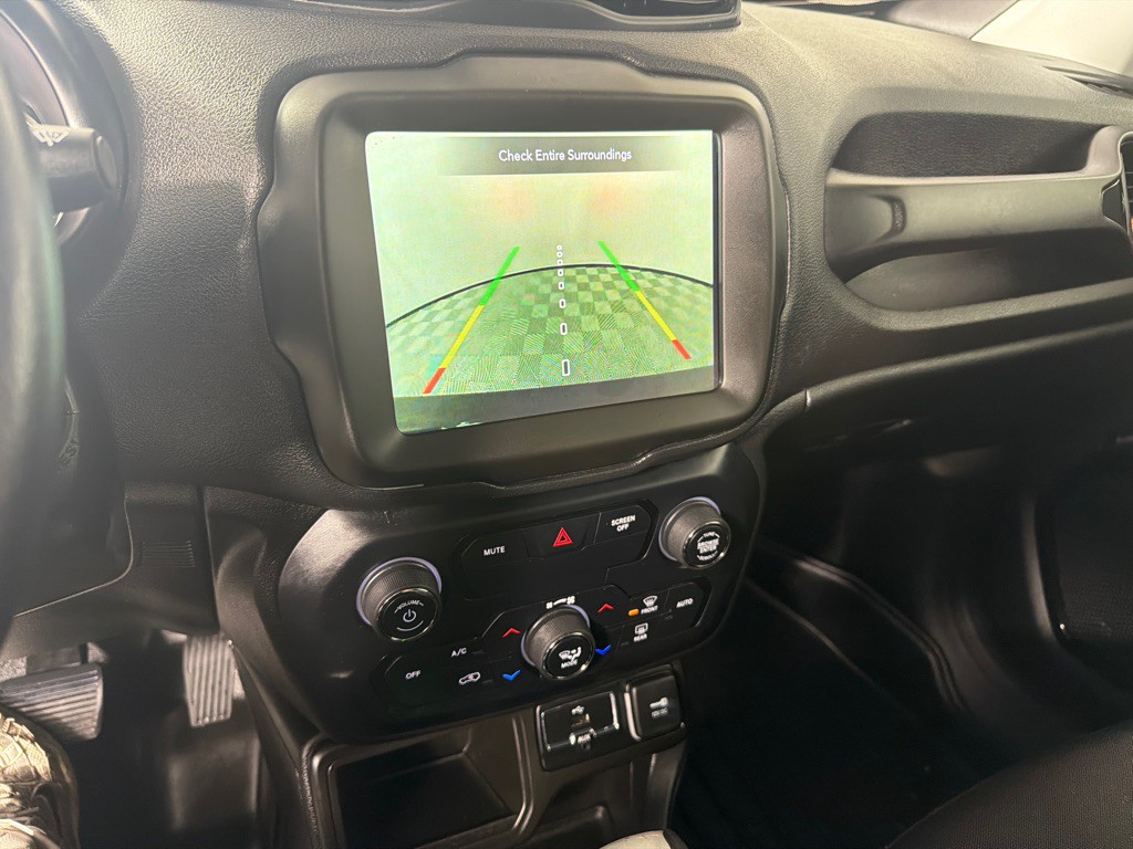 2020 Jeep Renegade Image 17
