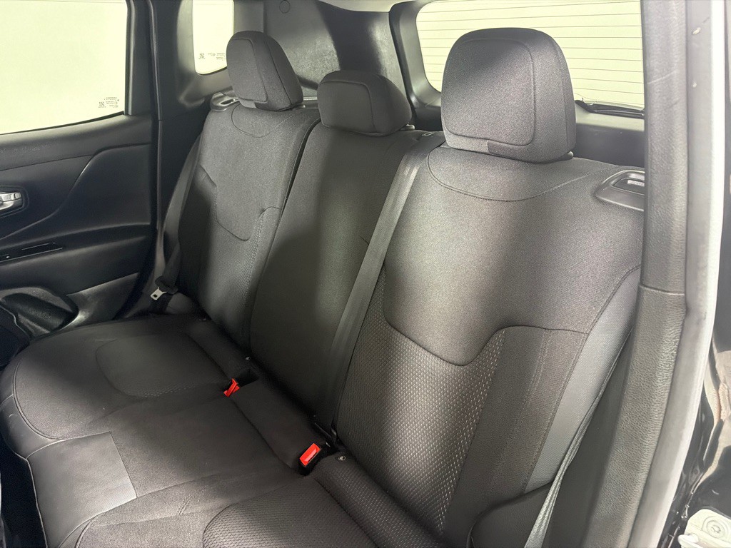 2020 Jeep Renegade Image 21