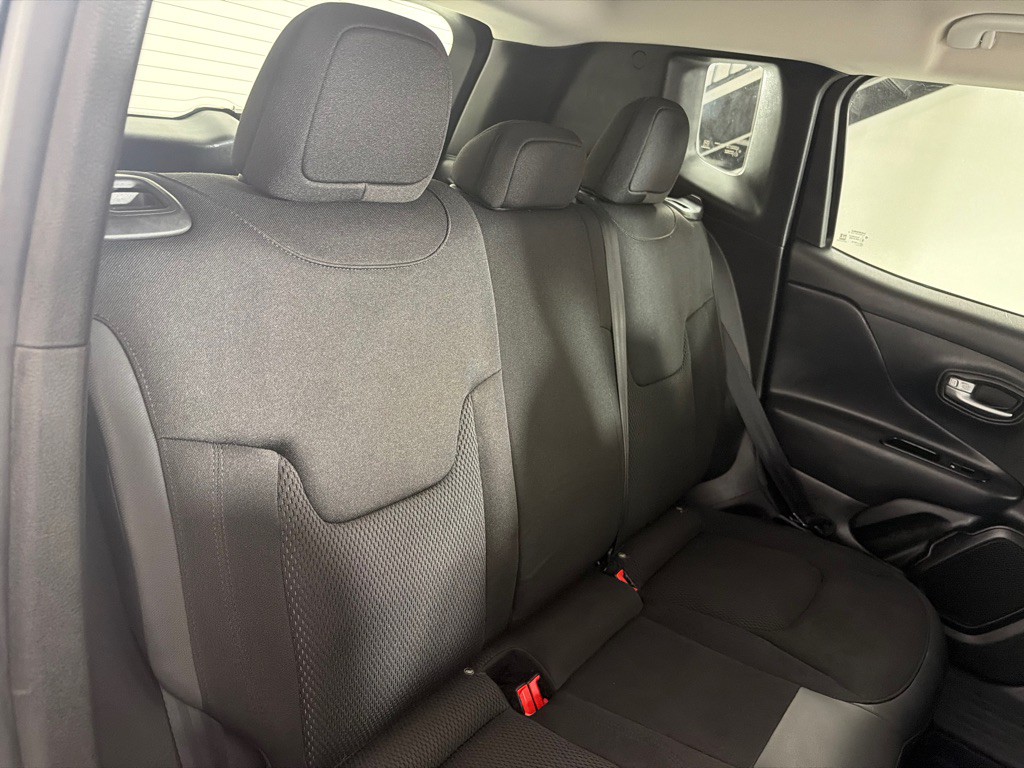 2020 Jeep Renegade Image 24