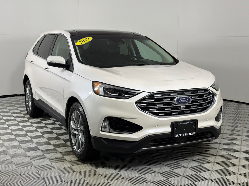 2019 Ford Edge Image 3