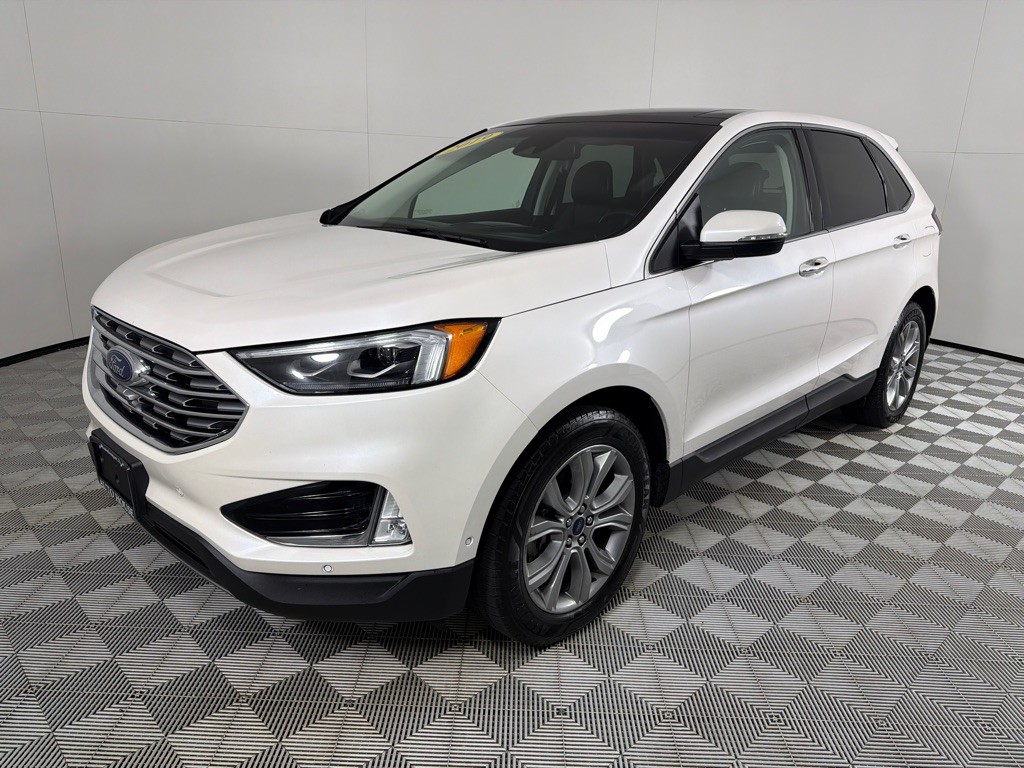 2019 Ford Edge Image 9