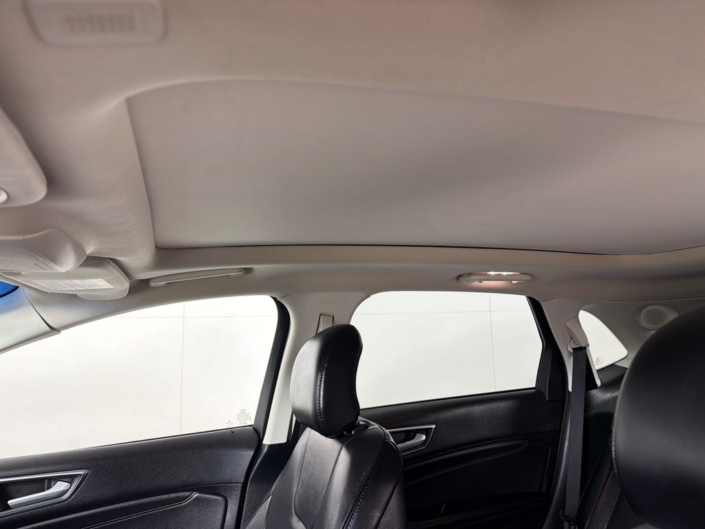 2019 Ford Edge Image 14