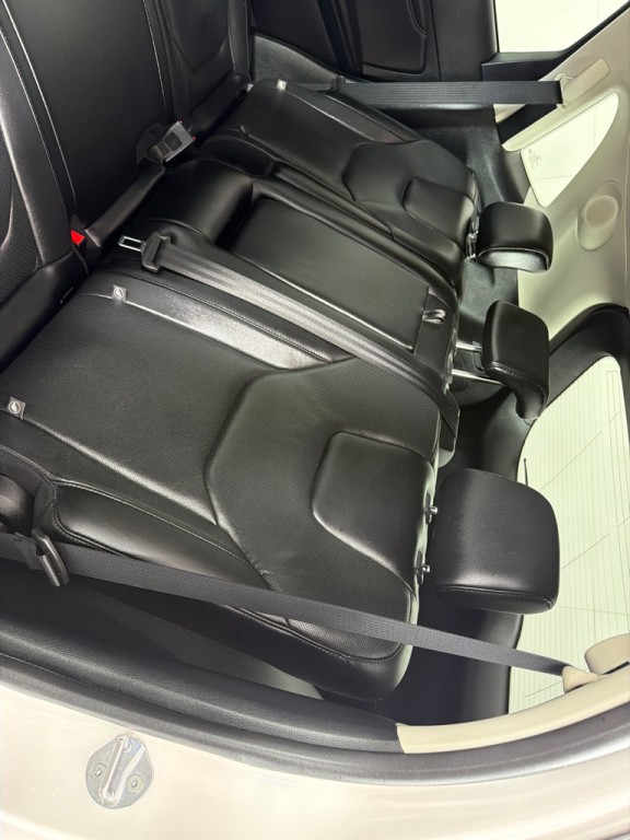 2019 Ford Edge Image 21