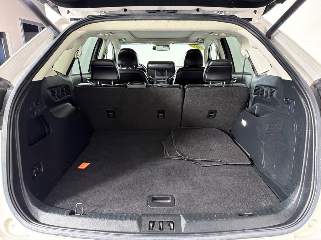 2019 Ford Edge Image 22