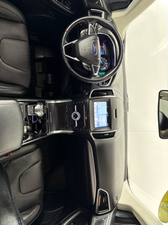 2019 Ford Edge Image 27
