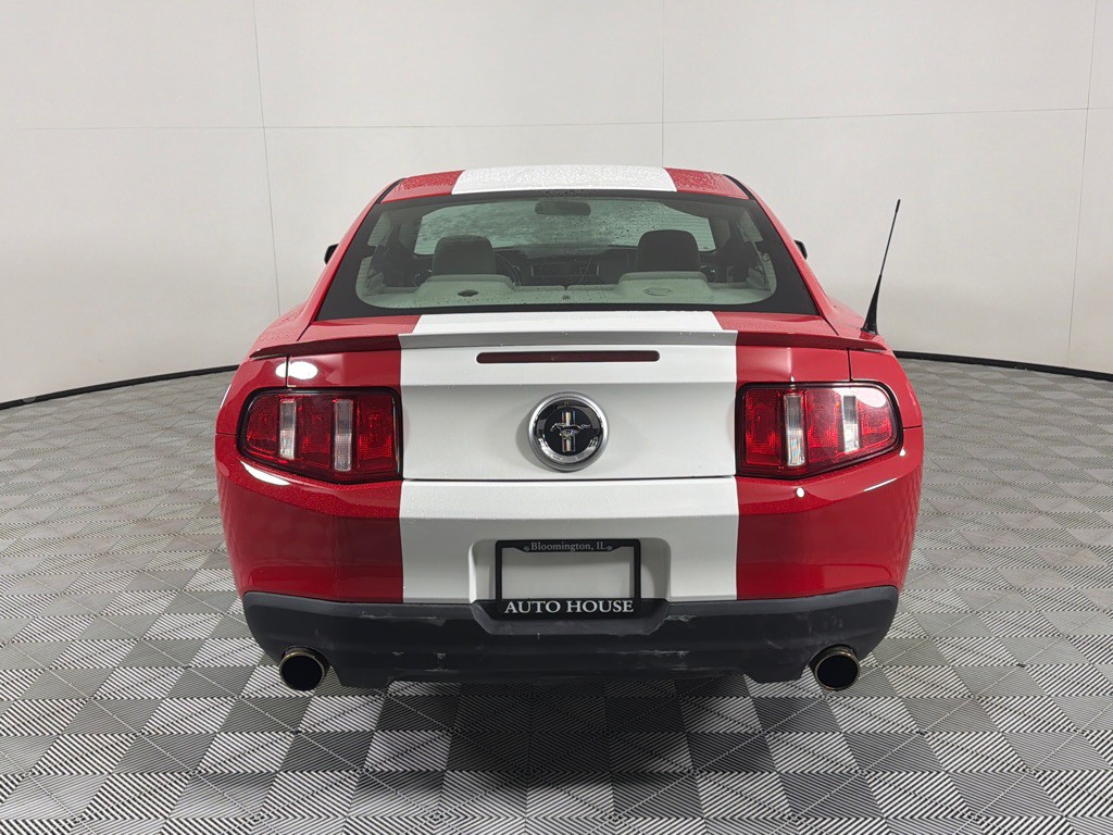 2010 Ford Mustang Image 6