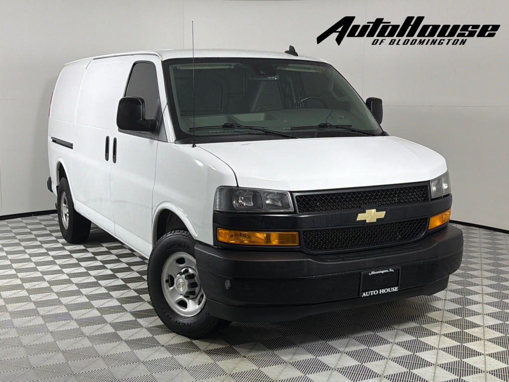 2021 Chevrolet Express Image 1