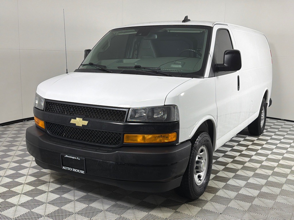 2021 Chevrolet Express Image 8