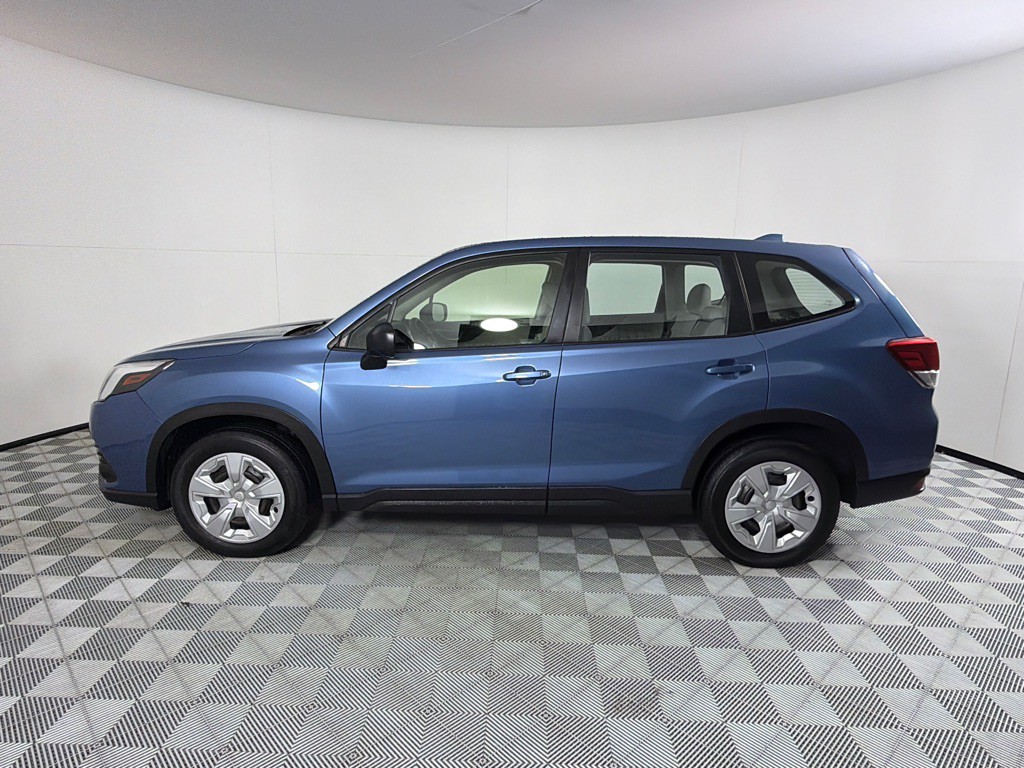 2022 Subaru Forester Image 8