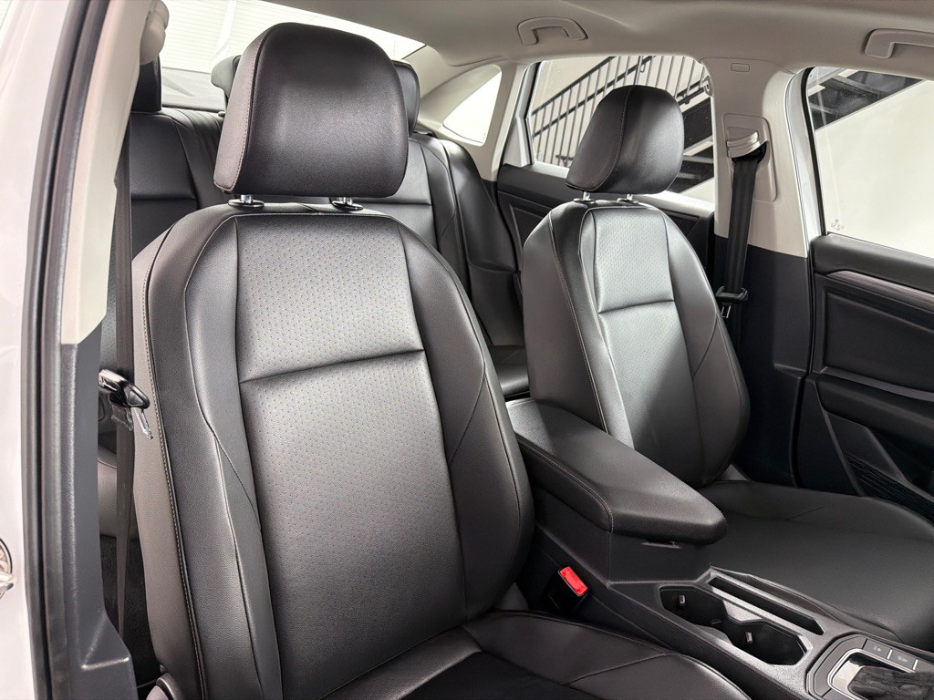 2019 Volkswagen Jetta Image 24