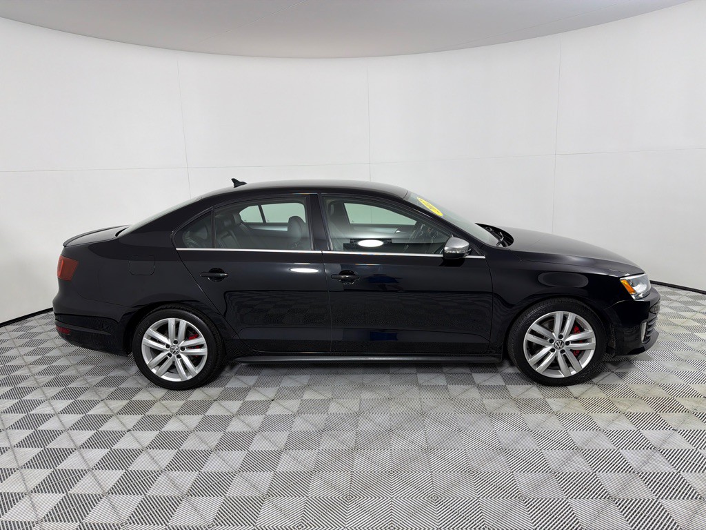 2012 Volkswagen Jetta Image 4
