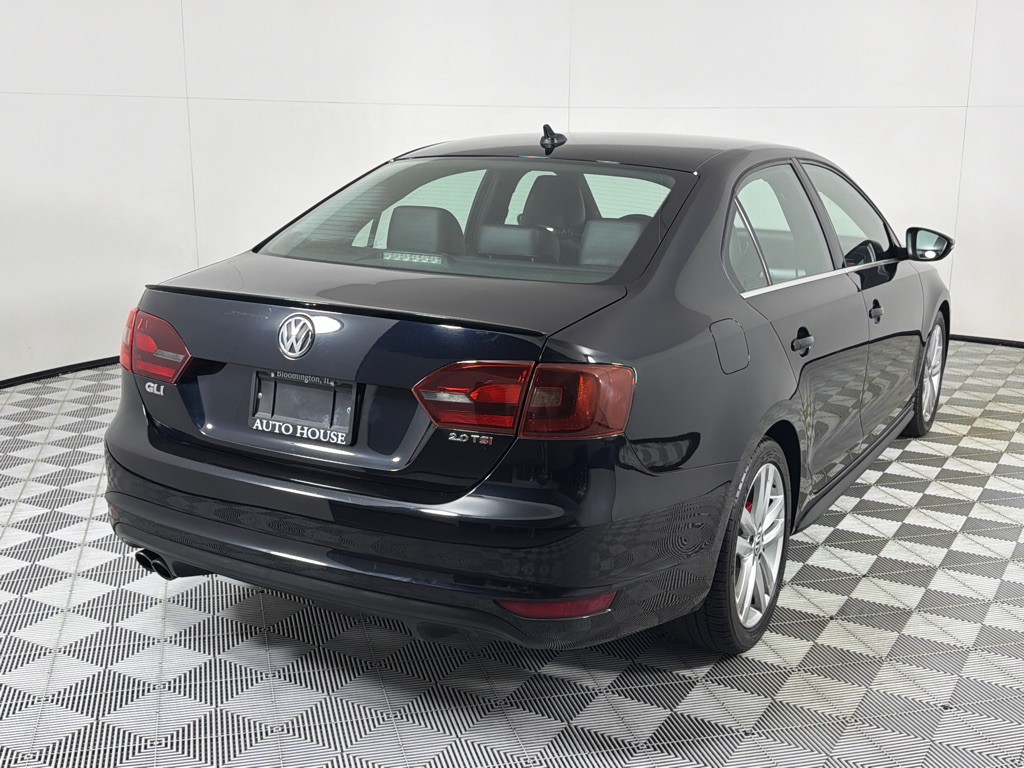 2012 Volkswagen Jetta Image 5