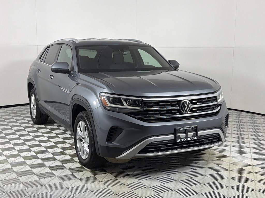 2020 Volkswagen Atlas Cross Sport Image 3