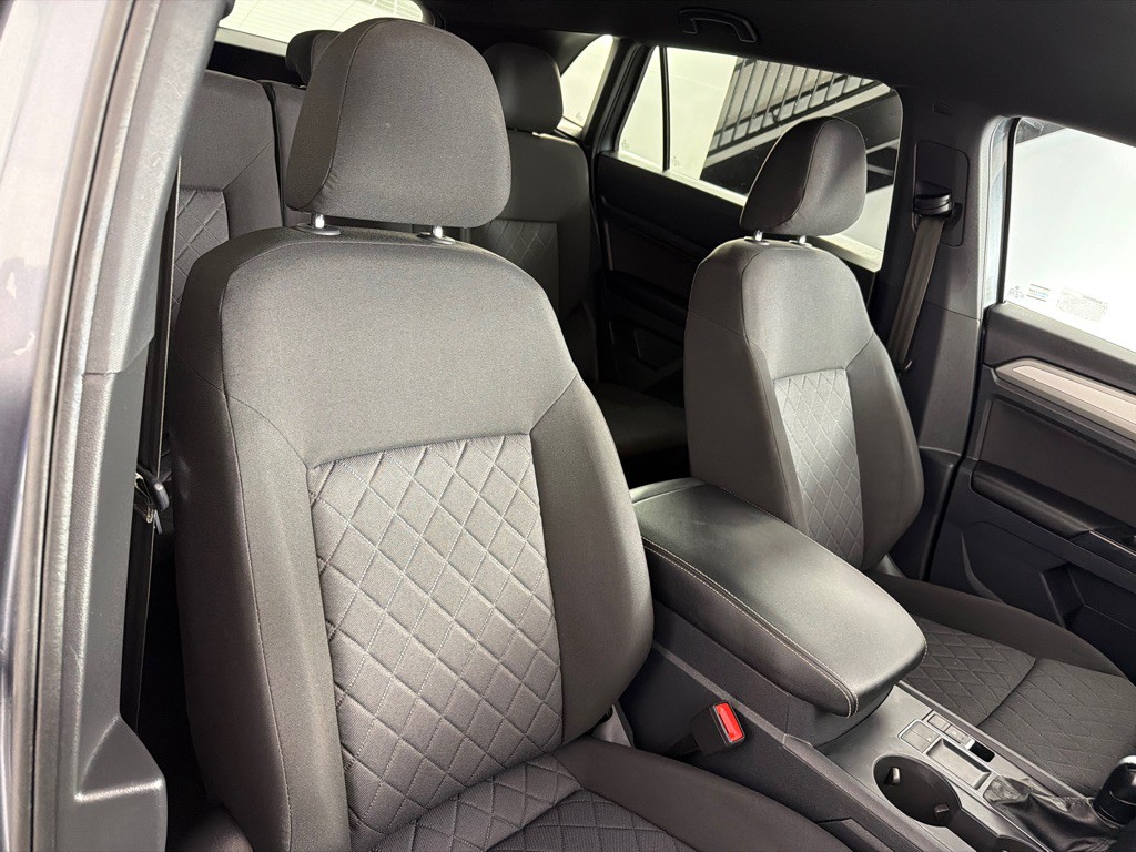 2020 Volkswagen Atlas Cross Sport Image 23