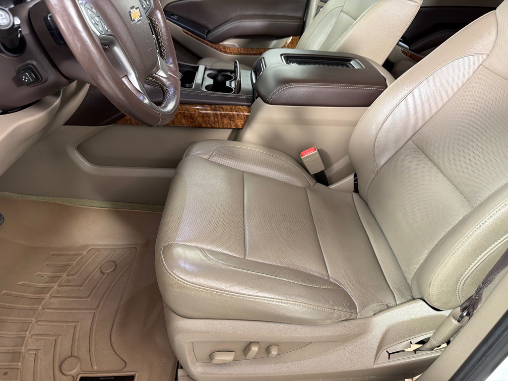 2018 Chevrolet Suburban Image 11