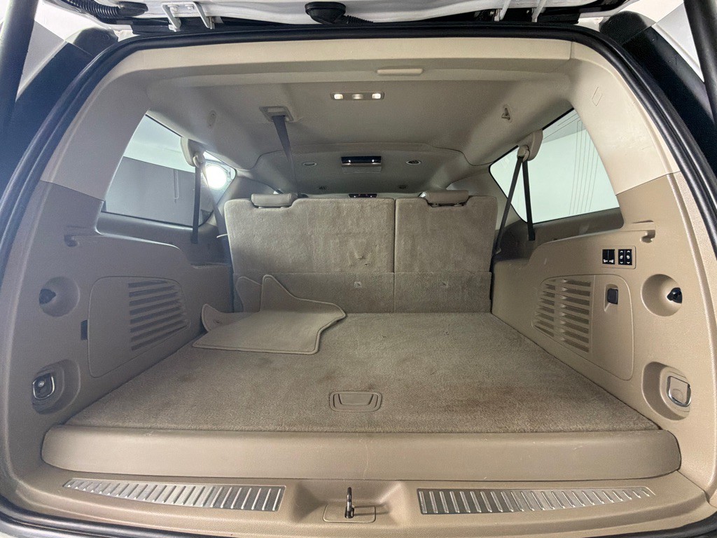 2018 Chevrolet Suburban Image 22
