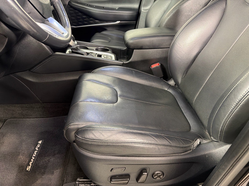 2019 Hyundai Santa Fe Image 12