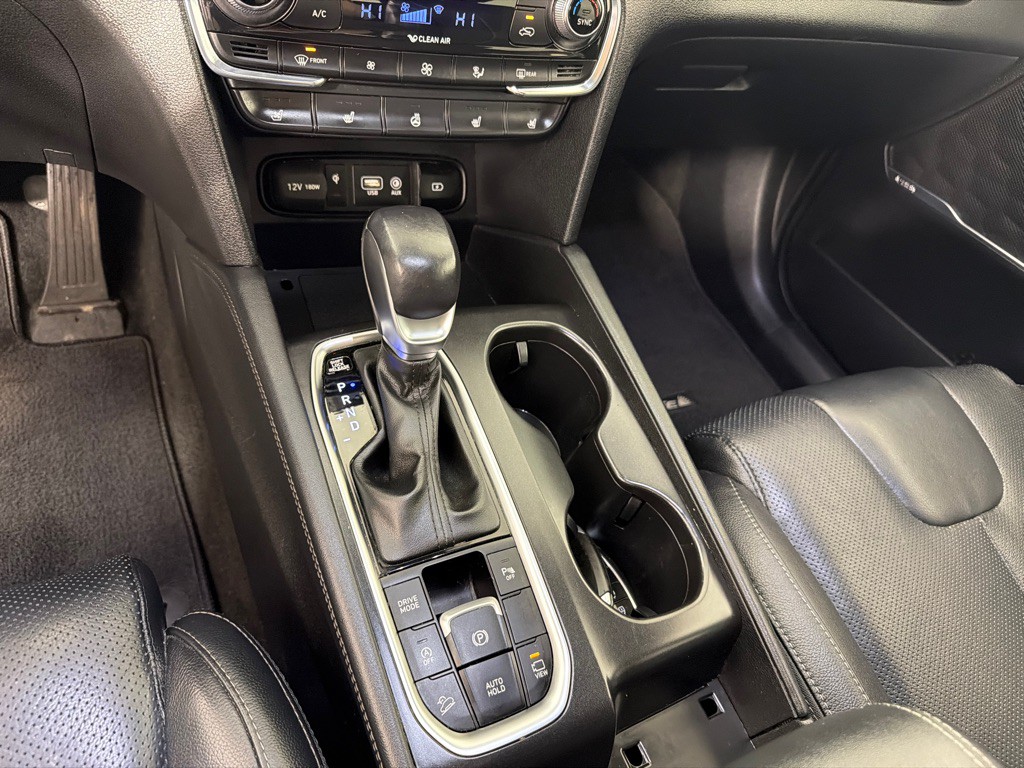 2019 Hyundai Santa Fe Image 19