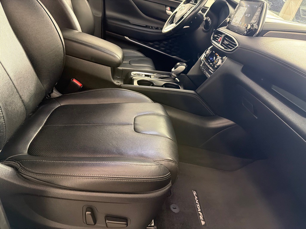 2019 Hyundai Santa Fe Image 25