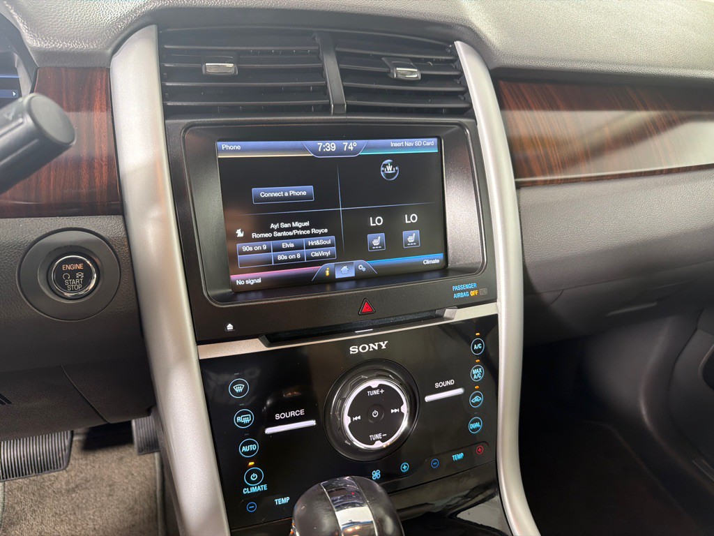 2014 Ford Edge Image 16