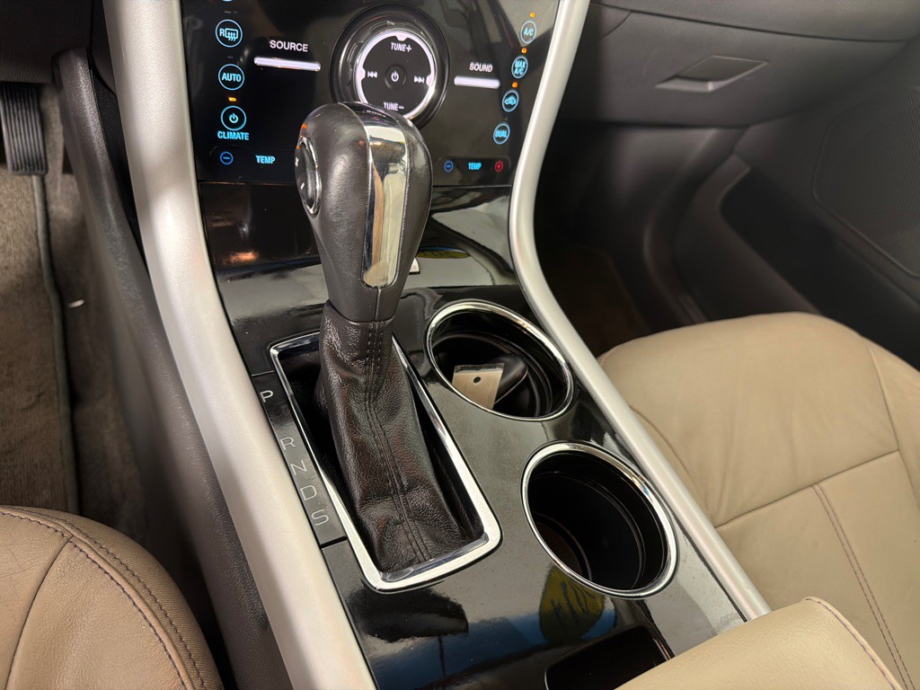 2014 Ford Edge Image 18