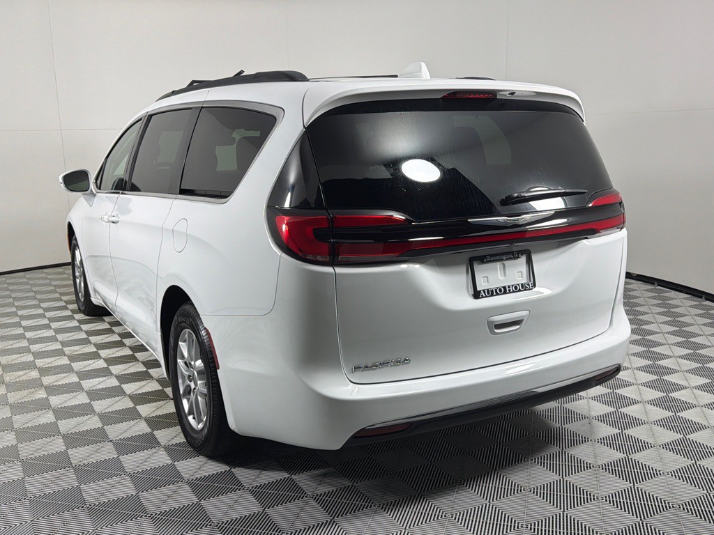2022 Chrysler Pacifica Image 6