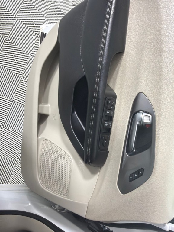 2022 Chrysler Pacifica Image 10