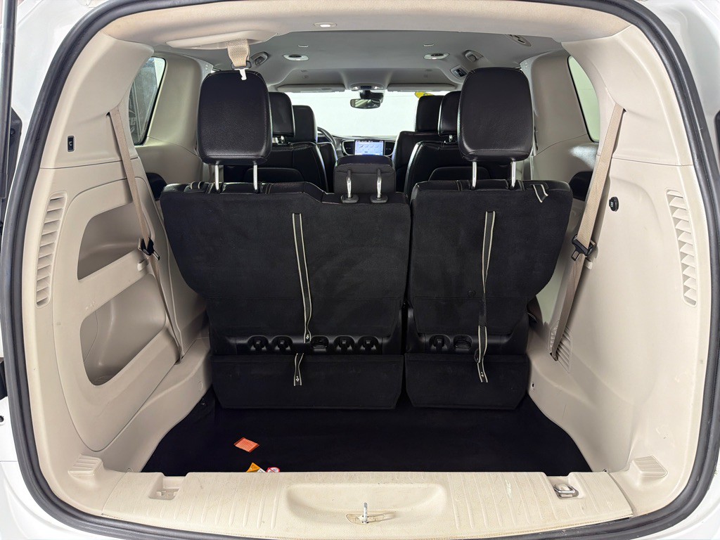 2022 Chrysler Pacifica Image 20