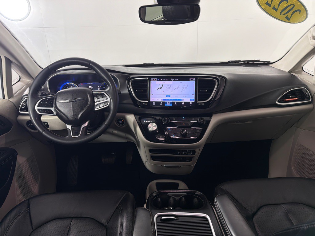 2022 Chrysler Pacifica Image 25