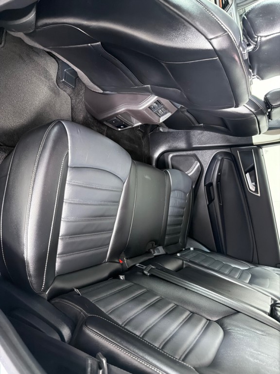2018 Ford Edge Image 18