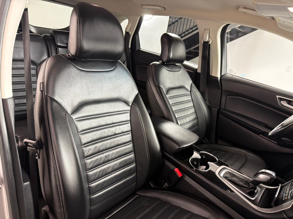 2018 Ford Edge Image 24