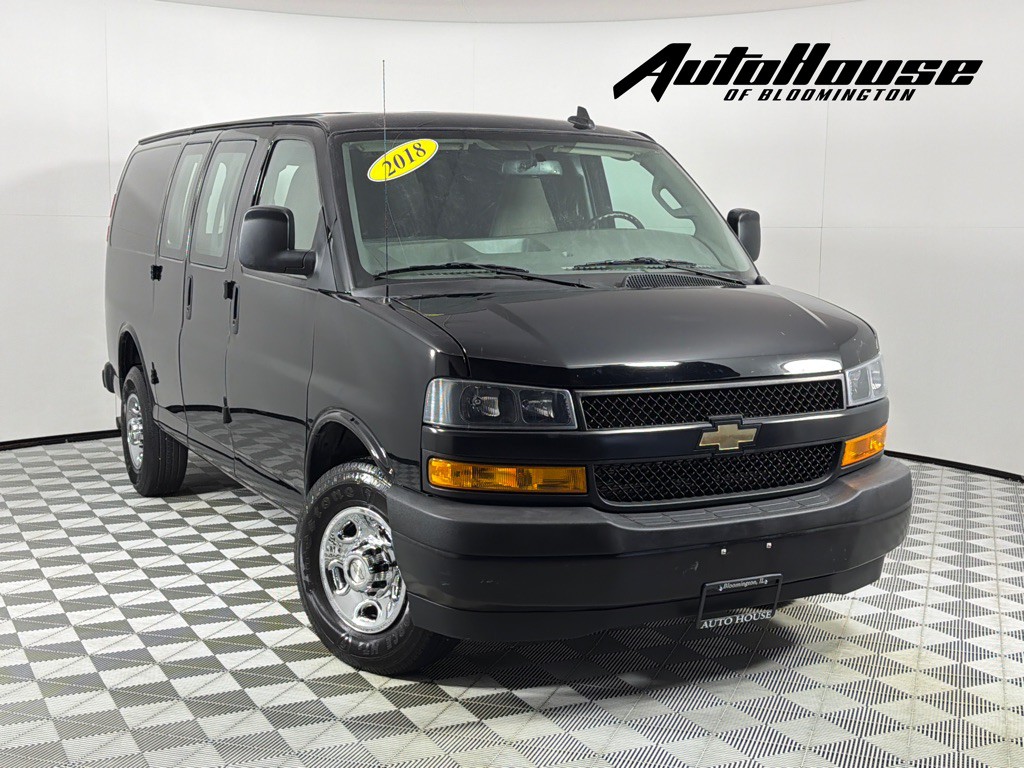 2018 Chevrolet Express Image 1