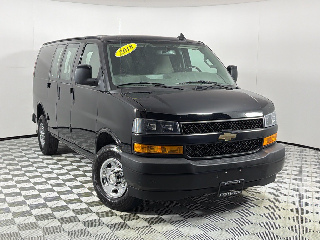 2018 Chevrolet Express Image 2
