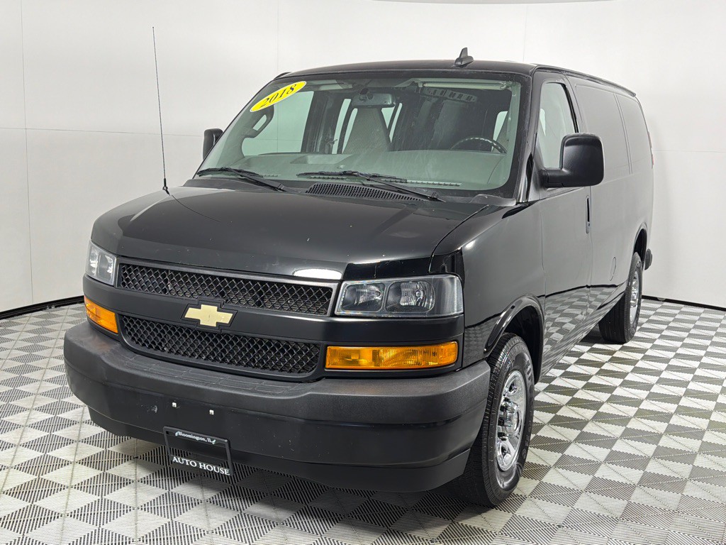 2018 Chevrolet Express Image 9