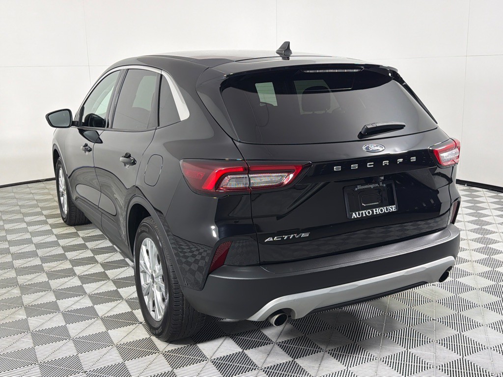 2023 Ford Escape Image 7