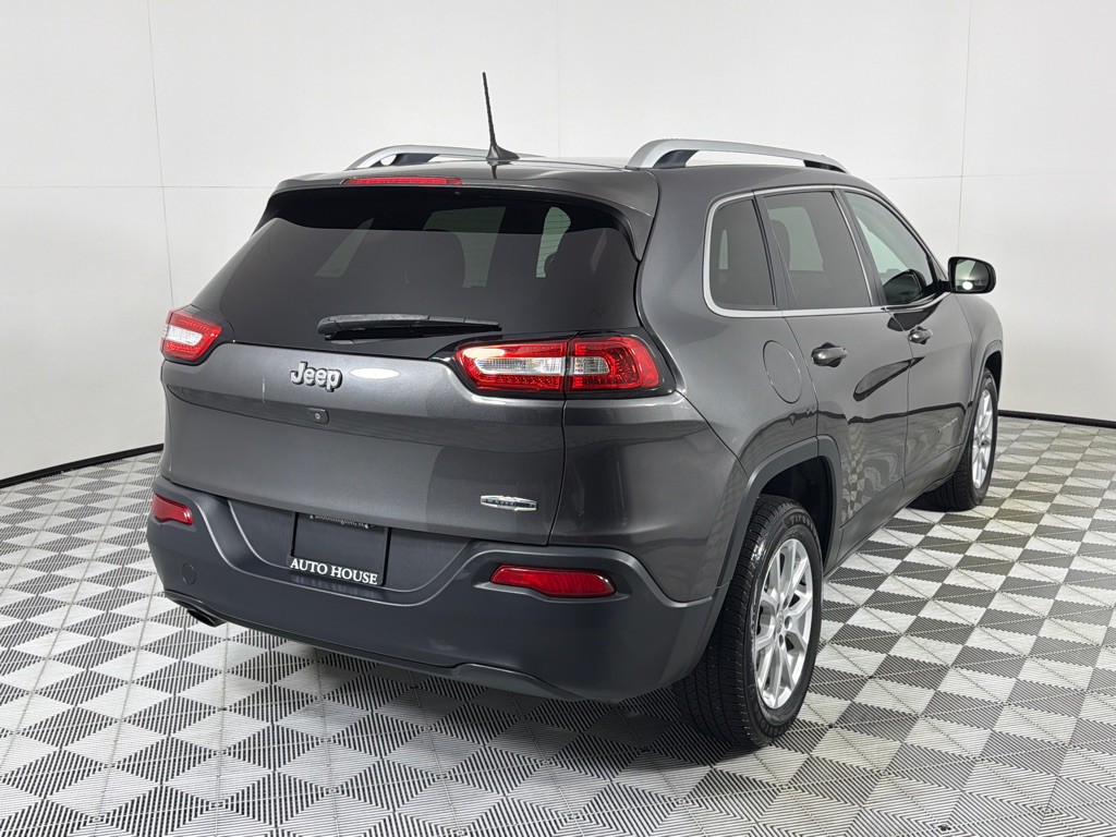 2017 Jeep Cherokee Image 5