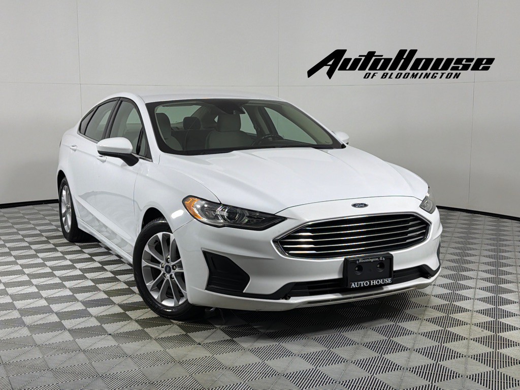 2020 Ford Fusion Image 1
