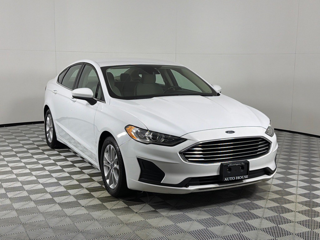 2020 Ford Fusion Image 3