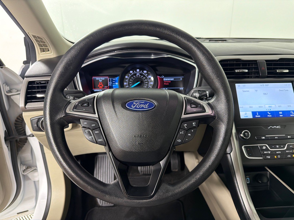 2020 Ford Fusion Image 12