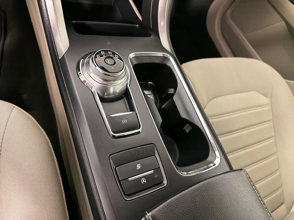 2020 Ford Fusion Image 15