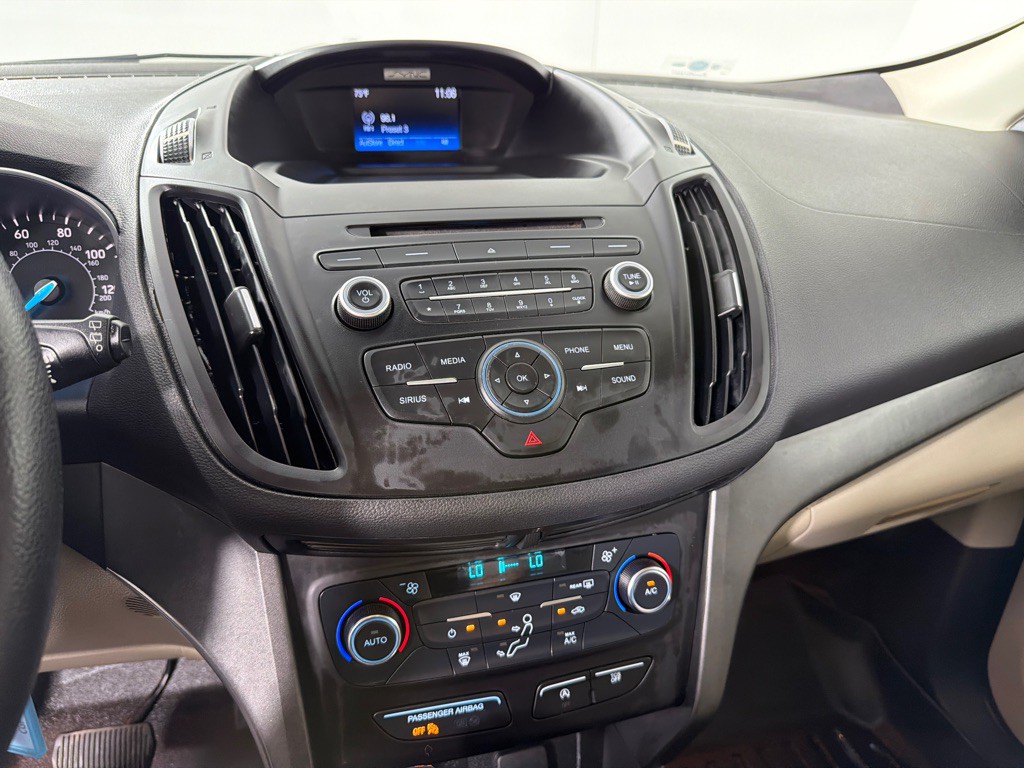 2017 Ford Escape Image 16