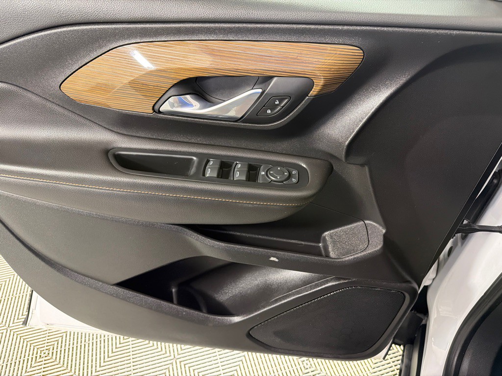 2020 GMC Terrain Image 9