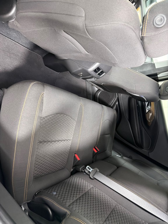 2020 GMC Terrain Image 17