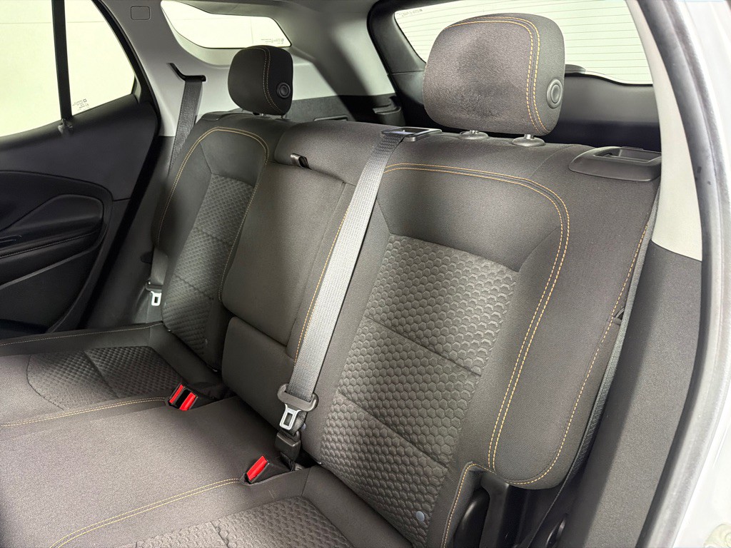 2020 GMC Terrain Image 18