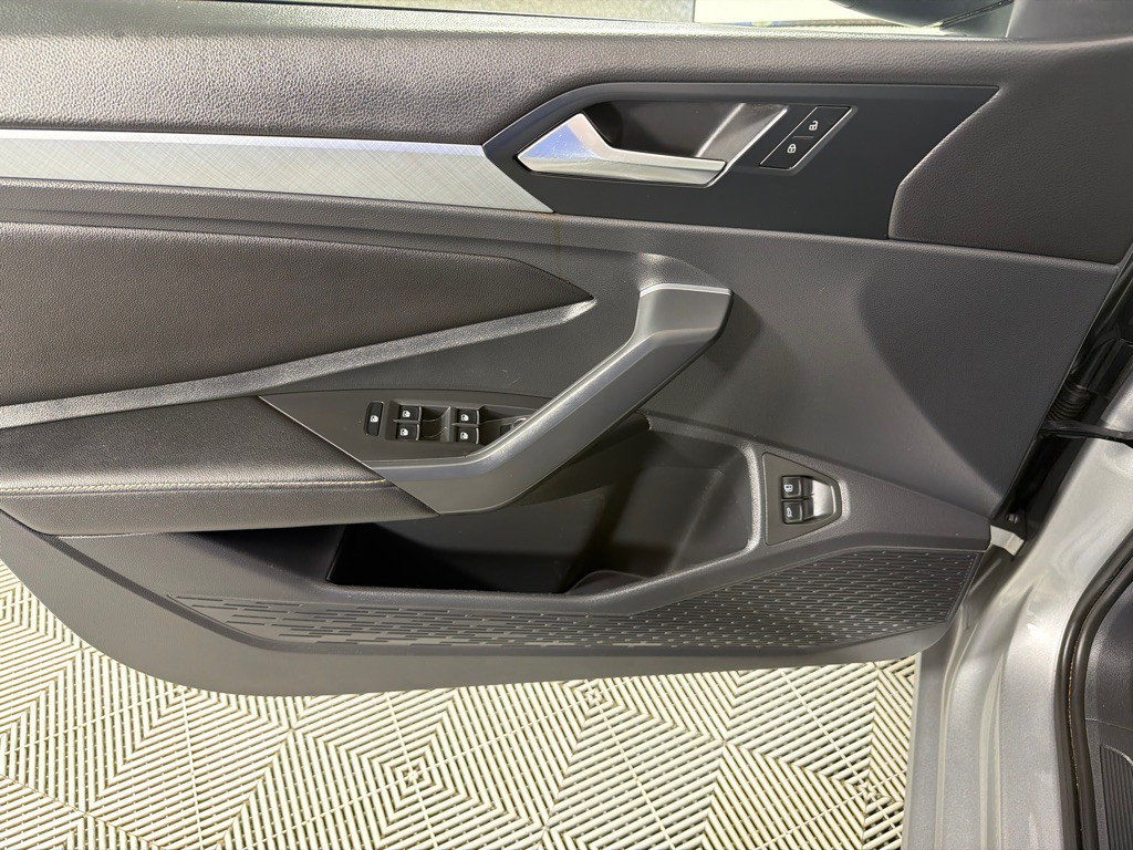 2022 Volkswagen Jetta Image 9