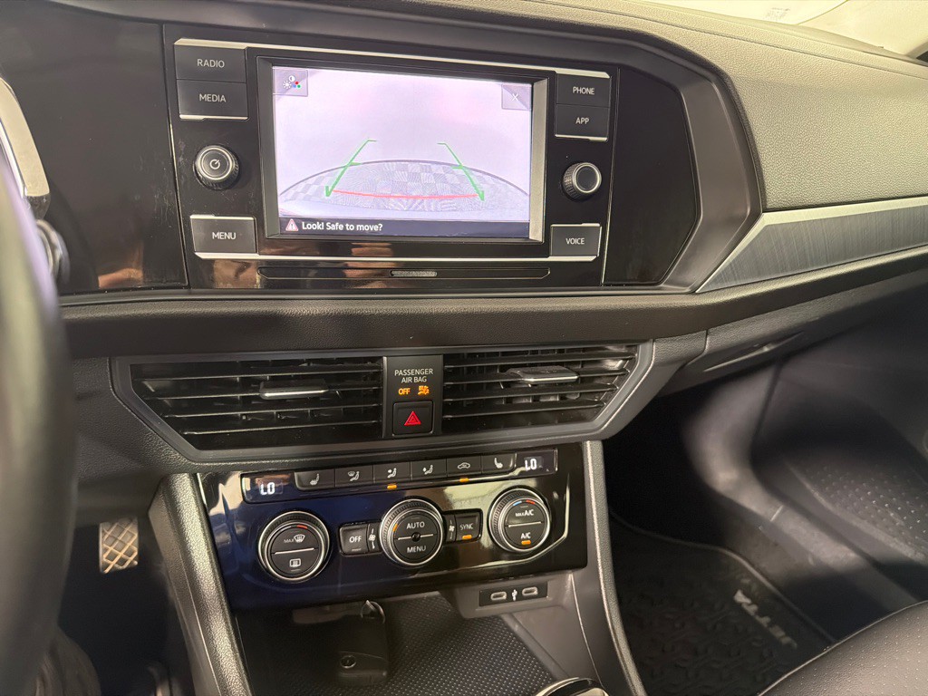 2022 Volkswagen Jetta Image 15