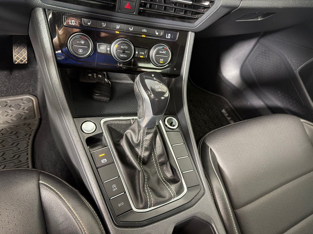 2022 Volkswagen Jetta Image 16