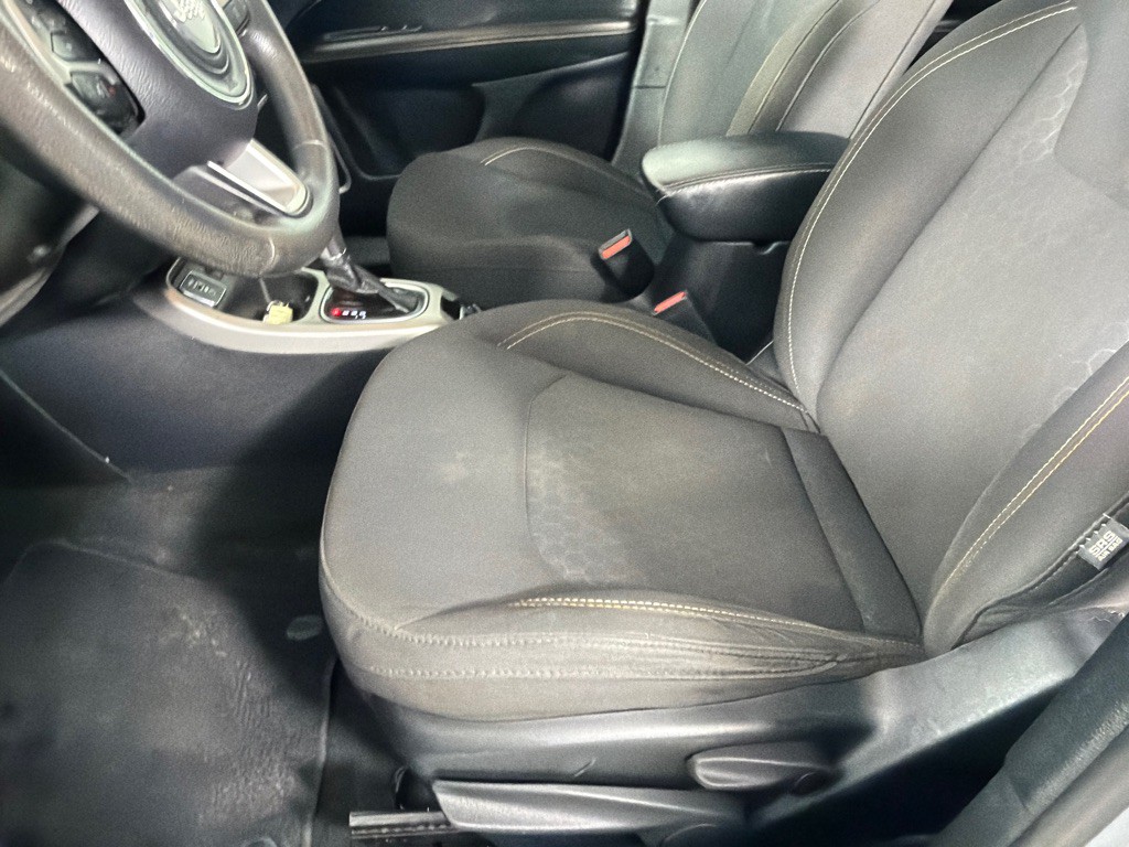 2019 Jeep Compass Image 9